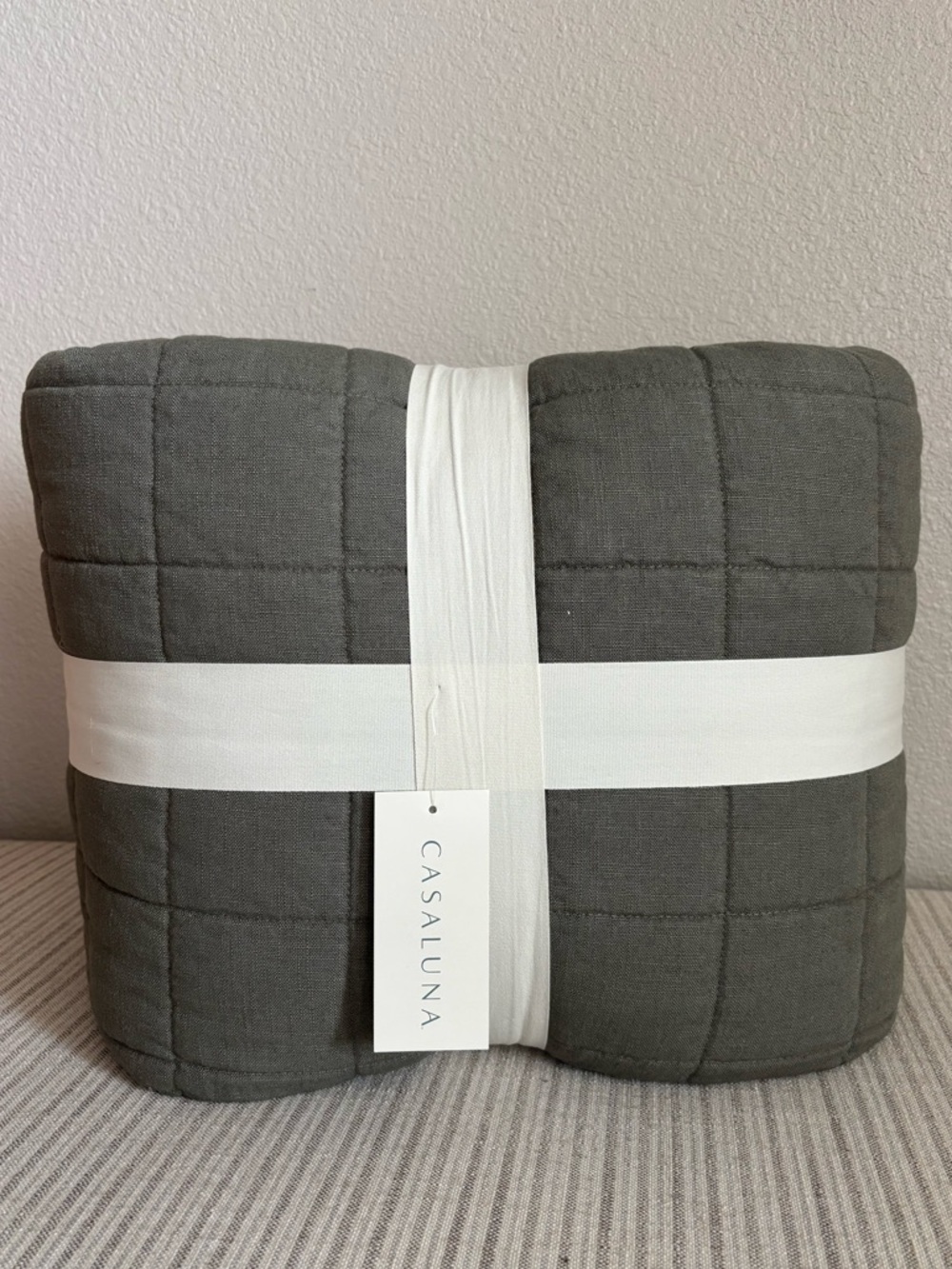 NWT King Heavyweight Linen Blend Quilt Olive Green - Casaluna